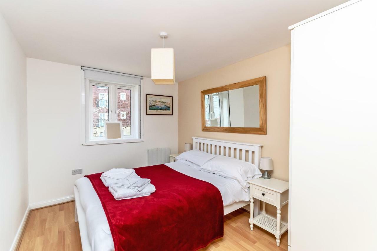 Racecourse Serviced Apartments Честер Екстер'єр фото