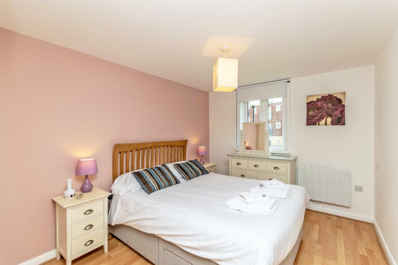 Racecourse Serviced Apartments Честер Екстер'єр фото