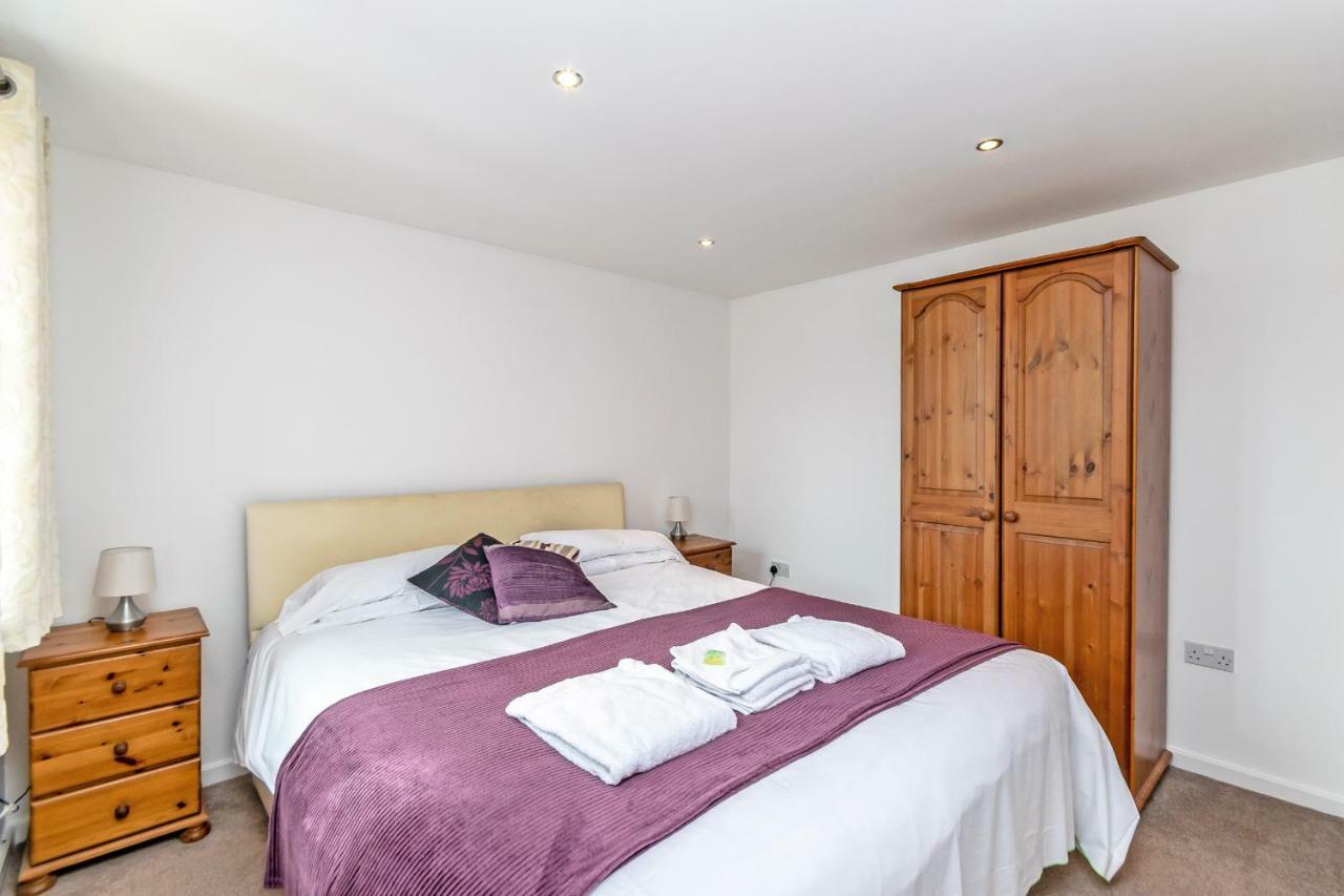 Racecourse Serviced Apartments Честер Екстер'єр фото